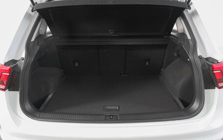 Volkswagen Tiguan II, 2021 год, 2 849 000 рублей, 8 фотография