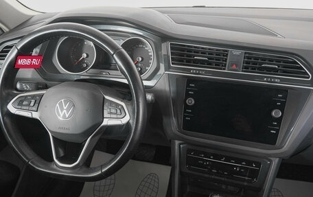 Volkswagen Tiguan II, 2021 год, 2 849 000 рублей, 13 фотография