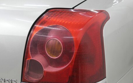 Toyota Avensis III рестайлинг, 2005 год, 690 000 рублей, 9 фотография