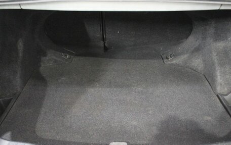 Toyota Avensis III рестайлинг, 2005 год, 690 000 рублей, 13 фотография