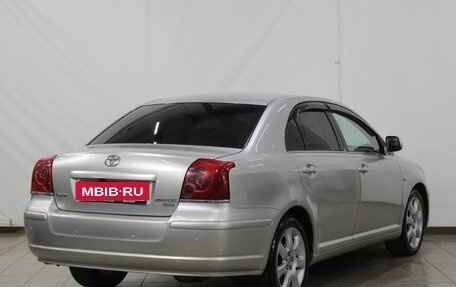 Toyota Avensis III рестайлинг, 2005 год, 690 000 рублей, 6 фотография