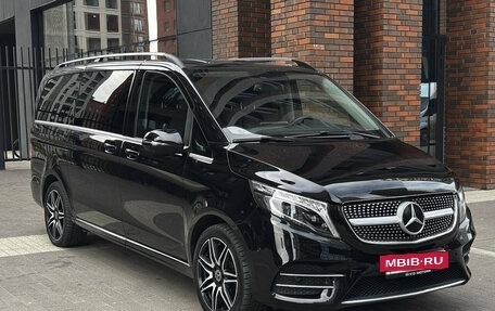 Mercedes-Benz V-Класс, 2021 год, 5 700 000 рублей, 3 фотография