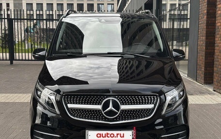 Mercedes-Benz V-Класс, 2021 год, 5 700 000 рублей, 2 фотография