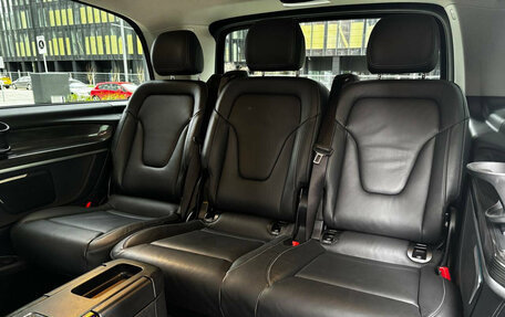 Mercedes-Benz V-Класс, 2021 год, 5 700 000 рублей, 16 фотография