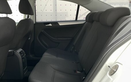 Volkswagen Jetta VI, 2017 год, 1 290 000 рублей, 13 фотография