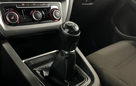 Volkswagen Jetta VI, 2017 год, 1 290 000 рублей, 16 фотография