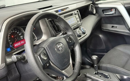 Toyota RAV4, 2014 год, 2 300 000 рублей, 16 фотография