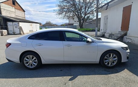 Chevrolet Malibu IX, 2018 год, 1 750 000 рублей, 3 фотография