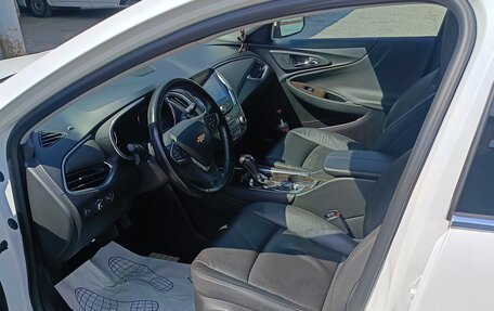 Chevrolet Malibu IX, 2018 год, 1 750 000 рублей, 4 фотография