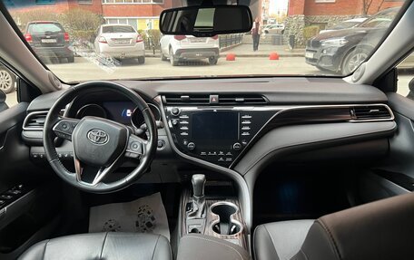 Toyota Camry, 2019 год, 3 350 000 рублей, 14 фотография