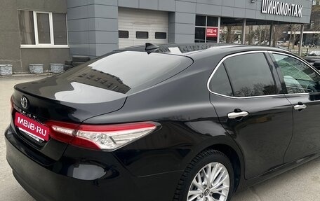 Toyota Camry, 2019 год, 3 350 000 рублей, 6 фотография