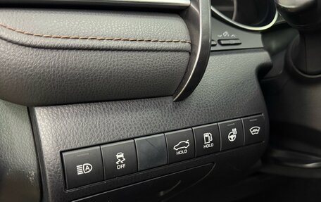 Toyota Camry, 2019 год, 2 990 000 рублей, 18 фотография