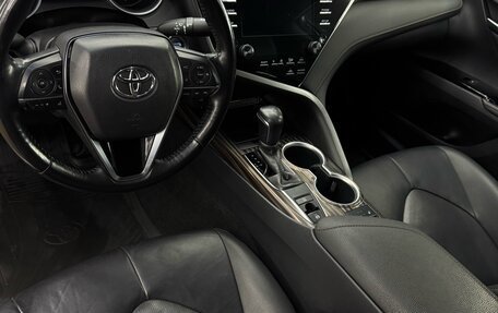 Toyota Camry, 2019 год, 2 990 000 рублей, 13 фотография