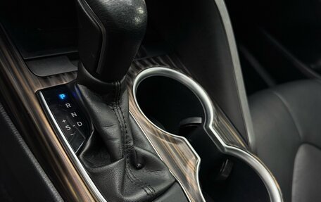 Toyota Camry, 2019 год, 2 990 000 рублей, 16 фотография