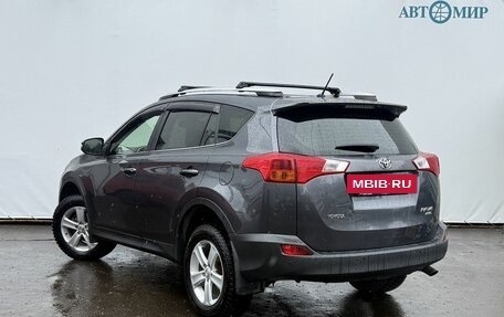 Toyota RAV4, 2015 год, 2 050 000 рублей, 7 фотография