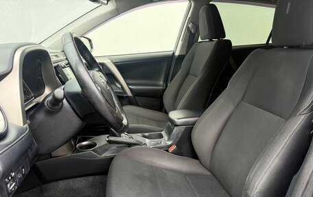 Toyota RAV4, 2015 год, 2 050 000 рублей, 10 фотография