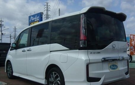 Honda Stepwgn IV, 2017 год, 1 450 000 рублей, 6 фотография