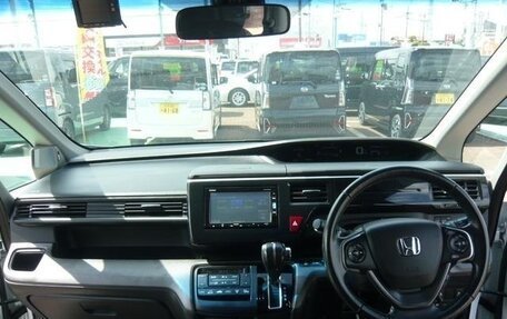 Honda Stepwgn IV, 2017 год, 1 450 000 рублей, 10 фотография
