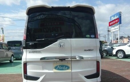 Honda Stepwgn IV, 2017 год, 1 450 000 рублей, 5 фотография