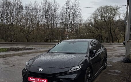 Toyota Camry, 2025 год, 4 090 000 рублей, 1 фотография