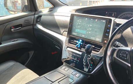 Toyota Estima III рестайлинг -2, 2018 год, 2 900 000 рублей, 6 фотография