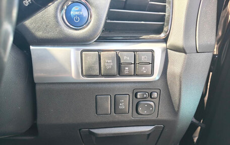 Toyota Estima III рестайлинг -2, 2018 год, 2 900 000 рублей, 8 фотография