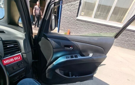 Toyota Estima III рестайлинг -2, 2018 год, 2 900 000 рублей, 7 фотография