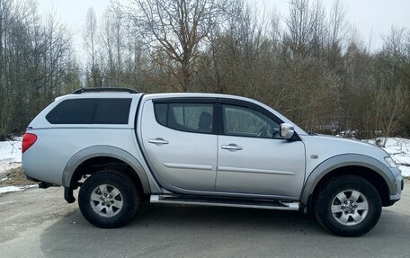 Mitsubishi L200 IV рестайлинг, 2010 год, 1 380 000 рублей, 3 фотография