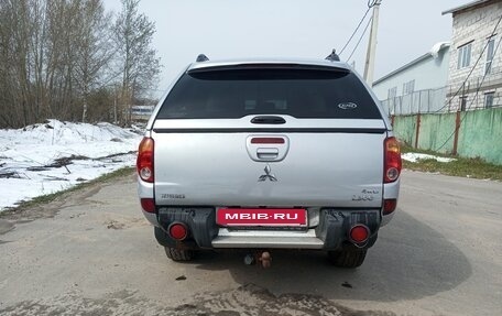Mitsubishi L200 IV рестайлинг, 2010 год, 1 380 000 рублей, 8 фотография