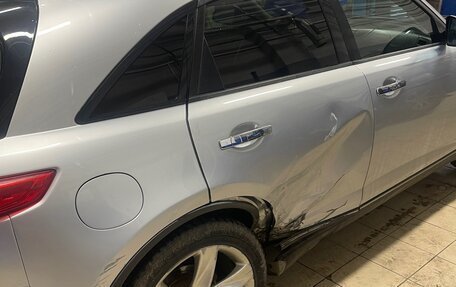 Infiniti FX I, 2003 год, 550 000 рублей, 9 фотография