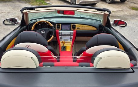 Lexus SC II рестайлинг, 2002 год, 1 745 000 рублей, 15 фотография