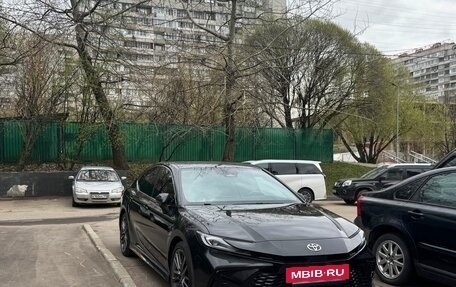 Toyota Camry, 2025 год, 4 090 000 рублей, 3 фотография