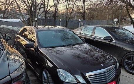 Mercedes-Benz E-Класс, 2009 год, 1 250 000 рублей, 2 фотография