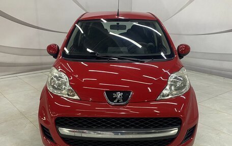 Peugeot 107 I рестайлинг, 2011 год, 420 000 рублей, 2 фотография