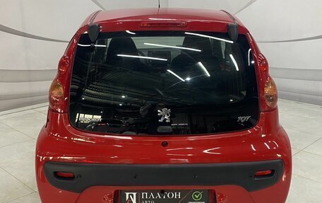 Peugeot 107 I рестайлинг, 2011 год, 420 000 рублей, 8 фотография