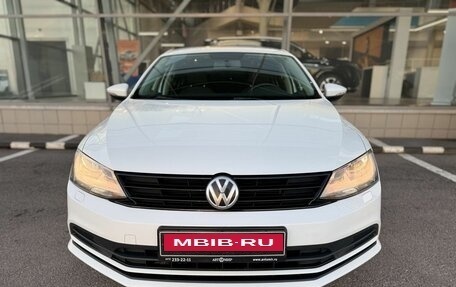 Volkswagen Jetta VI, 2016 год, 1 420 000 рублей, 2 фотография