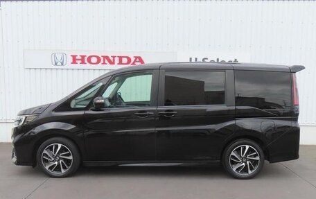 Honda Stepwgn IV, 2022 год, 1 950 000 рублей, 2 фотография