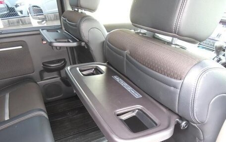 Honda Stepwgn IV, 2022 год, 1 950 000 рублей, 15 фотография