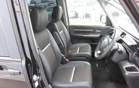 Honda Stepwgn IV, 2022 год, 1 950 000 рублей, 11 фотография