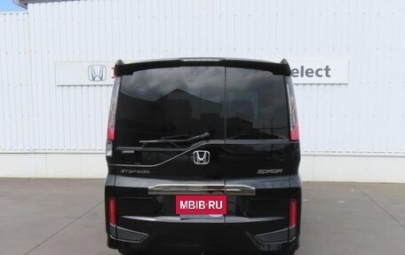 Honda Stepwgn IV, 2022 год, 1 950 000 рублей, 4 фотография