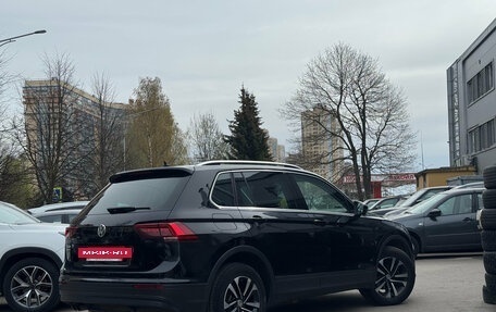 Volkswagen Tiguan II, 2019 год, 2 449 000 рублей, 6 фотография