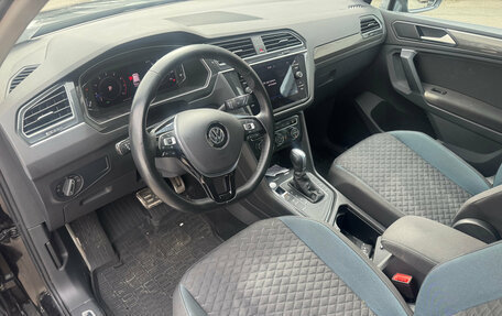 Volkswagen Tiguan II, 2019 год, 2 449 000 рублей, 8 фотография