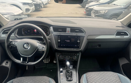 Volkswagen Tiguan II, 2019 год, 2 449 000 рублей, 9 фотография