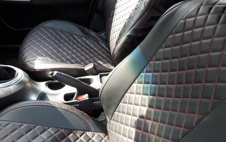 Nissan Juke II, 2013 год, 940 000 рублей, 14 фотография