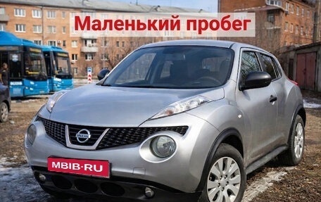 Nissan Juke II, 2013 год, 940 000 рублей, 1 фотография