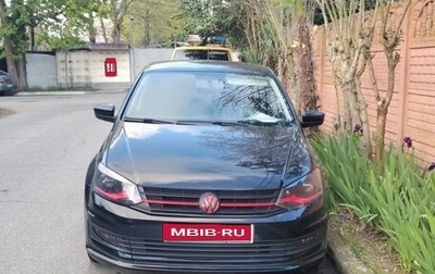 Volkswagen Polo VI (EU Market), 2015 год, 1 050 000 рублей, 1 фотография