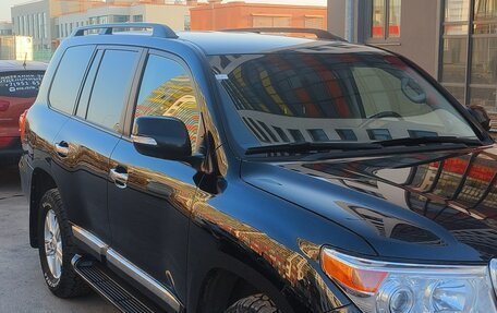 Toyota Land Cruiser 200, 2015 год, 3 280 000 рублей, 3 фотография