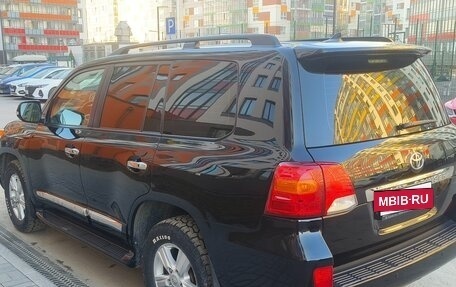 Toyota Land Cruiser 200, 2015 год, 3 280 000 рублей, 6 фотография