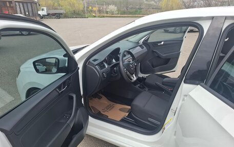 Skoda Rapid I, 2018 год, 1 100 000 рублей, 8 фотография