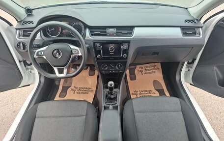 Skoda Rapid I, 2018 год, 1 100 000 рублей, 14 фотография